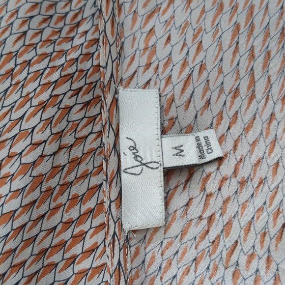Joie Silk Blouse Size M - Picture 4 of 5